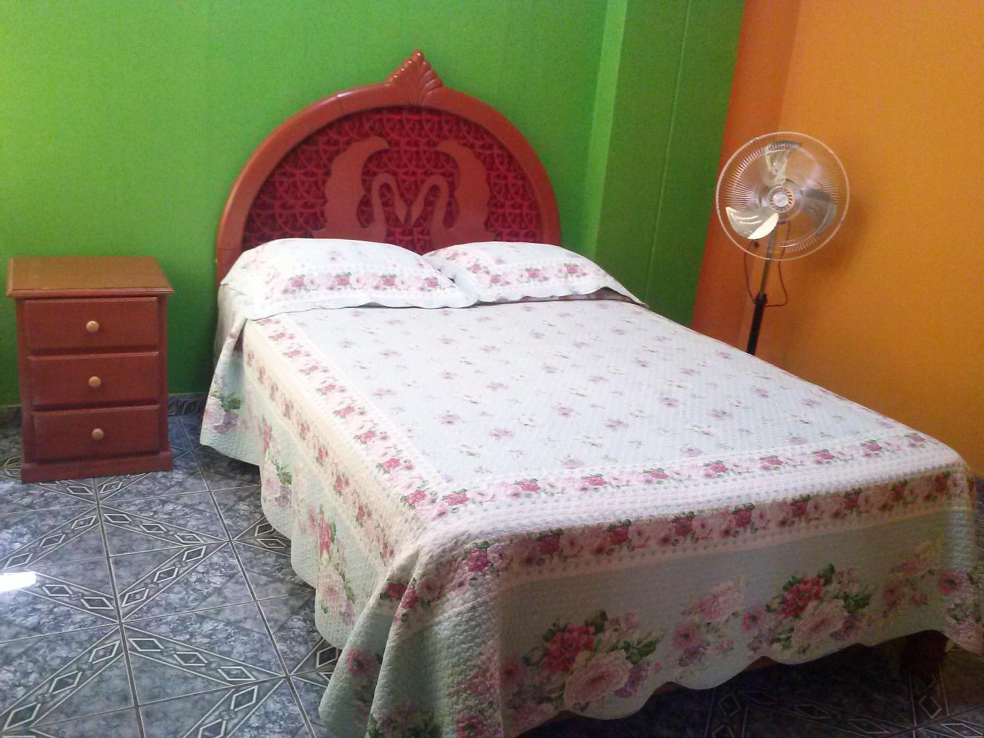 Hostal Real Alcazar Nazca Rum bild